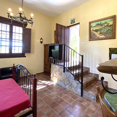 טולוקס Castle Tower Apartment In Rural Holiday Park 'Bernard' מראה חיצוני תמונה