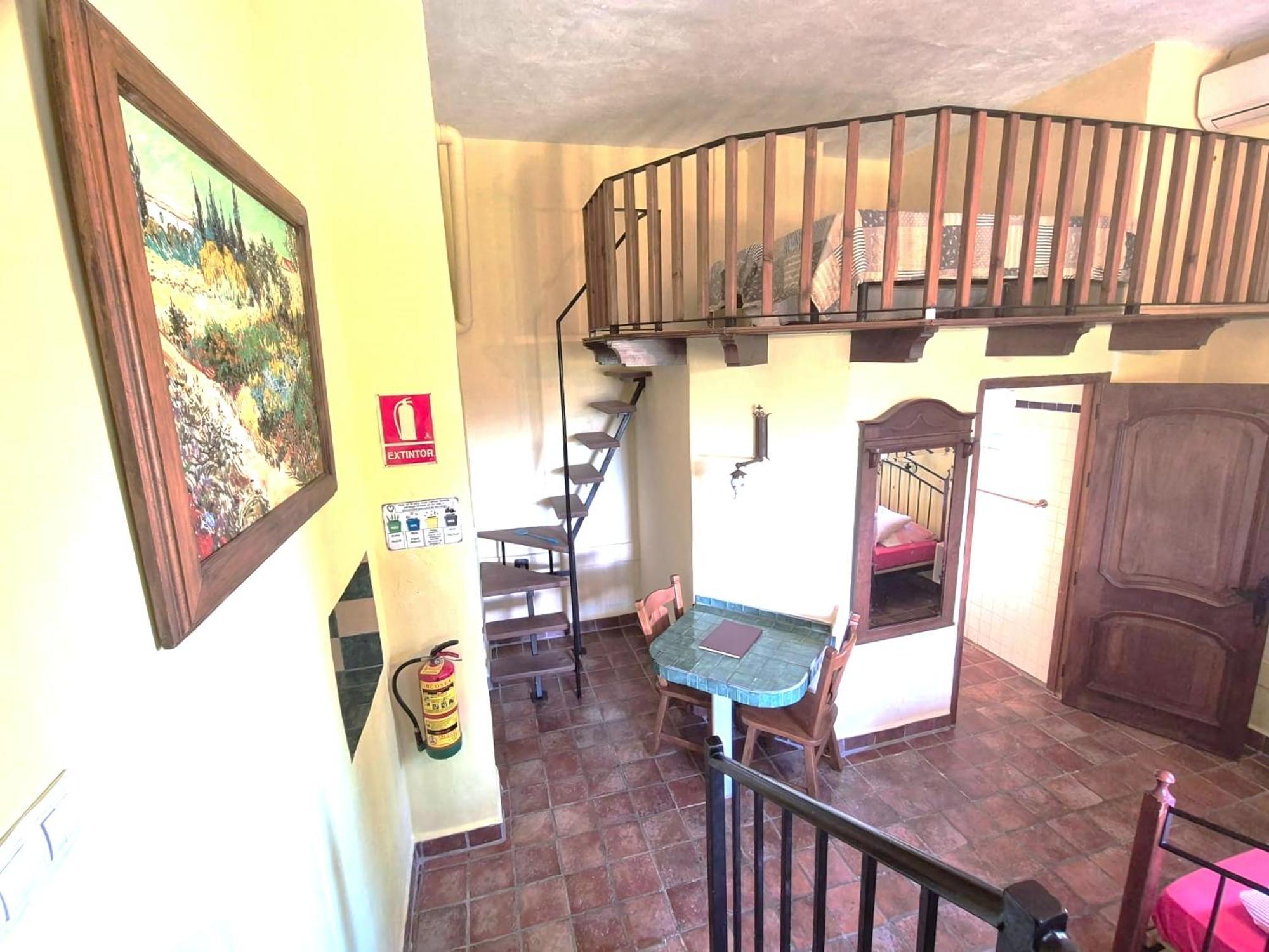 טולוקס Castle Tower Apartment In Rural Holiday Park 'Bernard' מראה חיצוני תמונה