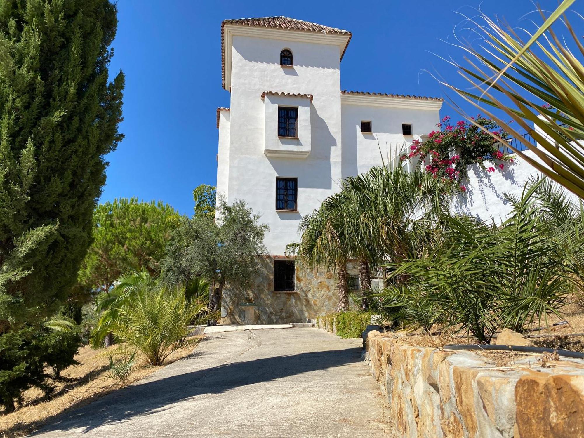 טולוקס Castle Tower Apartment In Rural Holiday Park 'Bernard' מראה חיצוני תמונה